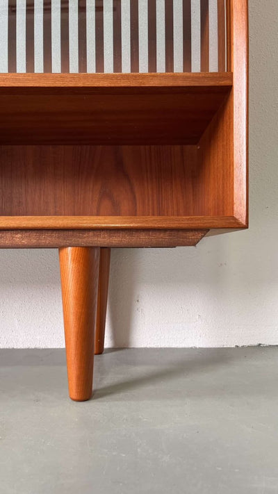 
                  
                    Vintage wandkast - LOUI.STORE
                  
                