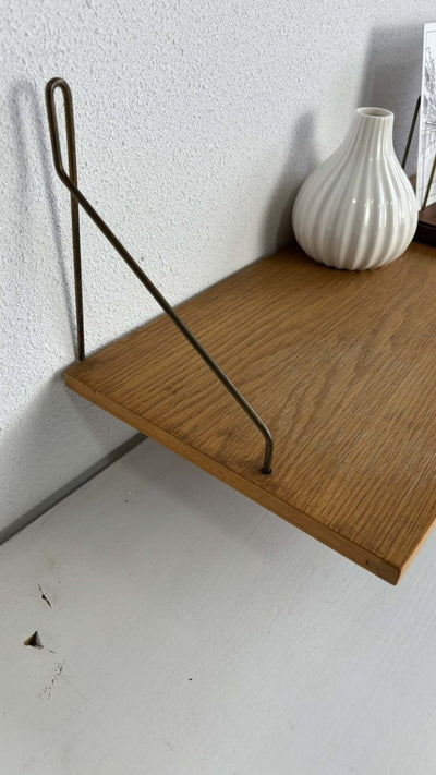 
                  
                    Vintage wandplankje in eiken - LOUI.STORE
                  
                