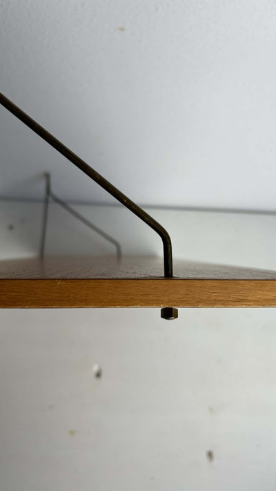 
                  
                    Vintage wandplankje in eiken - LOUI.STORE
                  
                