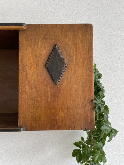 
                  
                    Wandkastje Amsterdamse school - LOUI.STORE
                  
                