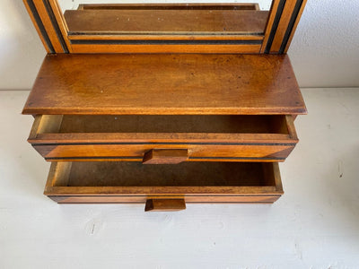 
                  
                    Wandkastje met spiegel - LOUI.STORE
                  
                
