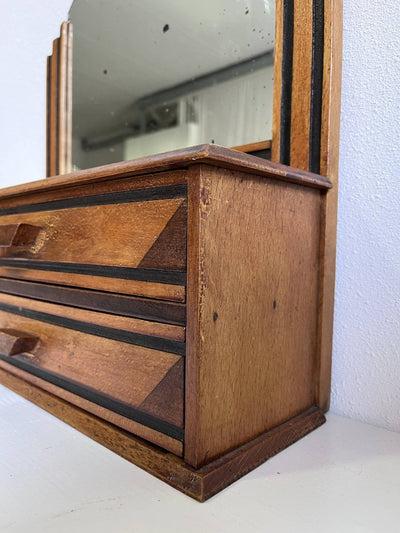 
                  
                    Wandkastje met spiegel - LOUI.STORE
                  
                