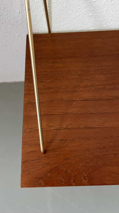 
                  
                    Wandkastje string lade - LOUI.STORE
                  
                