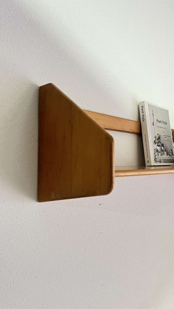 
                  
                    Wandplank Hans Wegner - LOUI.STORE
                  
                