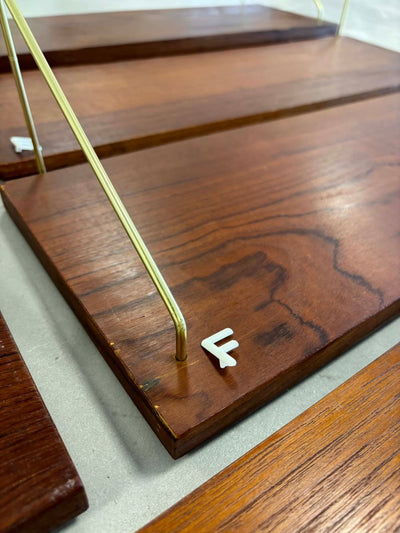 
                  
                    Wandplank teak variaties - LOUI.STORE
                  
                