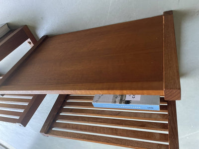 
                  
                    Wandsysteem nachtkastjes teak - LOUI.STORE
                  
                