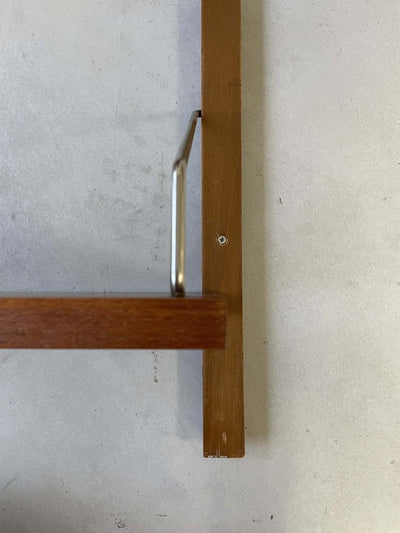 
                  
                    Wandsysteem teak *2 - LOUI.STORE
                  
                