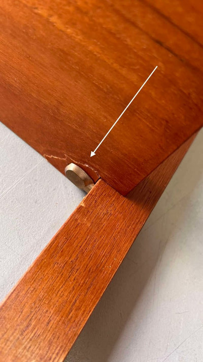 
                  
                    Wandsysteem teak - LOUI.STORE
                  
                