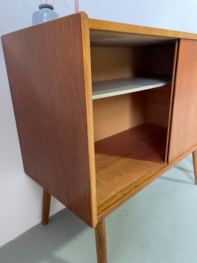 
                  
                    Zweeds kastje - LOUI.STORE
                  
                